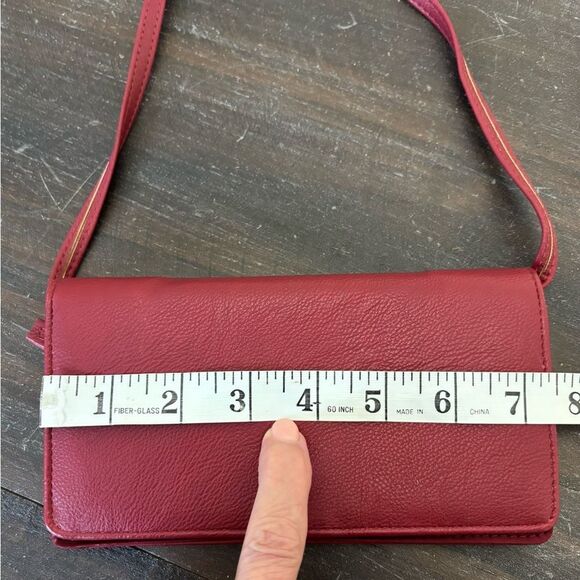 Safe Keeper Brand RFID Red Wallet.  New Without Tags - Picture 7 of 8